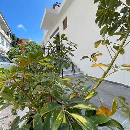 Sun And Sea Apartment Saranda Esterno foto