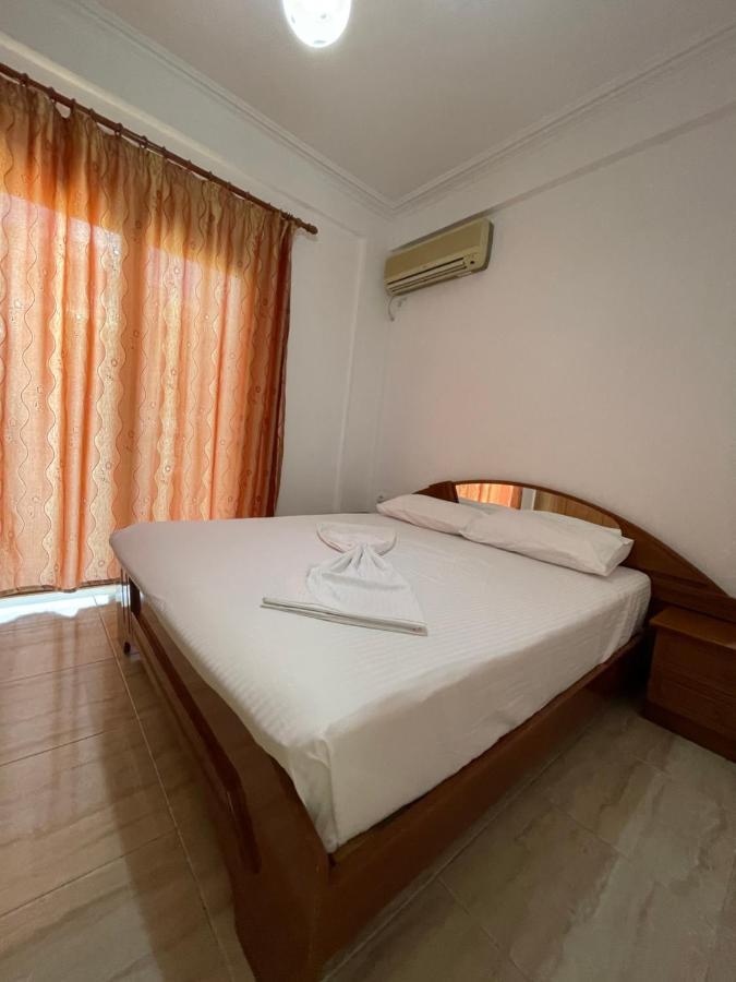 Sun And Sea Apartment Saranda Esterno foto